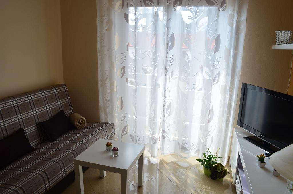 Apartments Mihalic Baška Pokoj fotografie